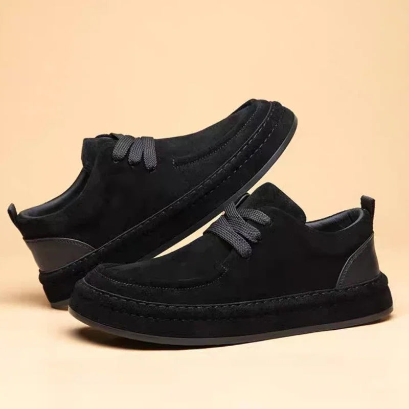 Les chaussures pour hommes sont à la mode chaussures décontractées marron en matériau en daim durable chaussures de marche confortables adaptées à un usage quotidien