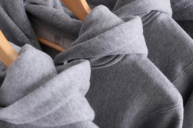 Vêtements pour hommes/femmes à la mode. Modèle F40. Modèle de voiture. Automne/hiver. Même style pour hommes et femmes. Pull confortable et chaud.