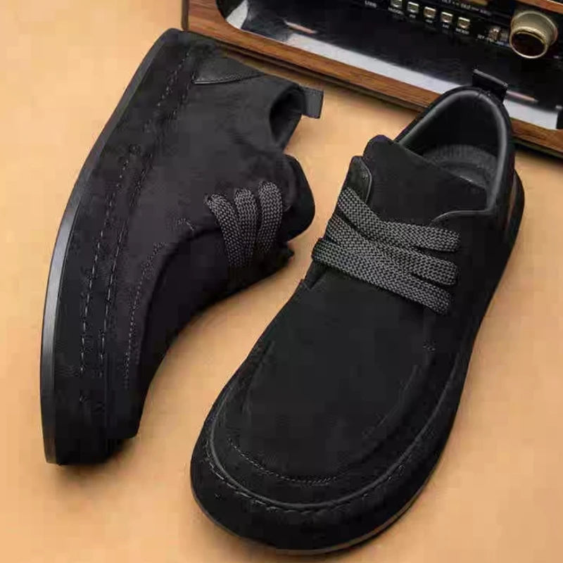 Les chaussures pour hommes sont à la mode chaussures décontractées marron en matériau en daim durable chaussures de marche confortables adaptées à un usage quotidien